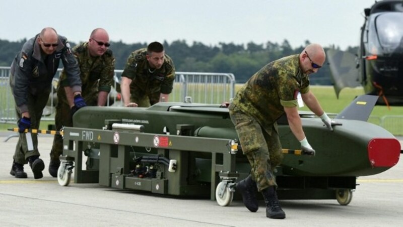 Russische Propagandisten haben einen Telefonmitschnitt deutscher Offiziere über den Marschflugkörper Taurus (Foto) veröffentlicht. (Bild: AFP)