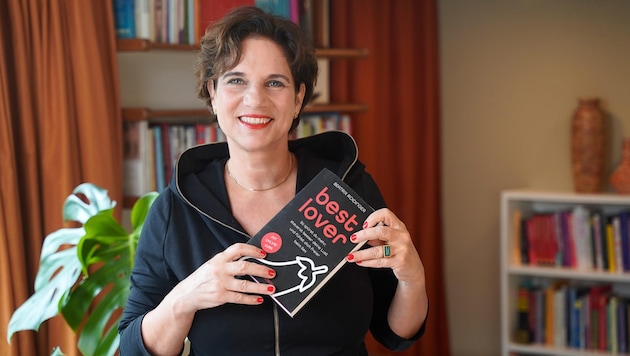 The Tyrolean sexologist Beatrix Roidinger has written the book "best lover" and coaches men to have better sex. (Bild: Marlies Scheuchenegger)