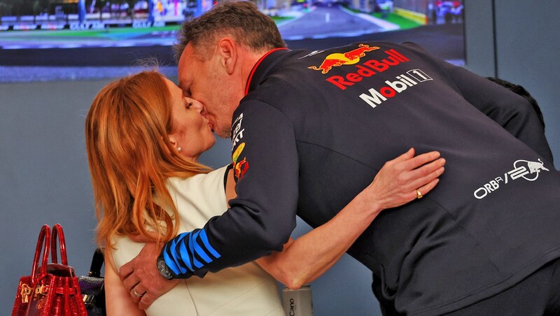 Horner und seine Frau Geri Halliwell küssten sich zuletzt demonstrativ beim Rennen in Bahrain. (Bild: GEPA pictures)