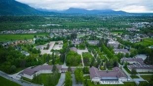 Elsbethen gehört zu den reichsten Gemeinden in Salzburg. Reibungslos läuft es gerade auf politischer Ebene seit Jahren nicht. (Bild: Scharinger Daniel)