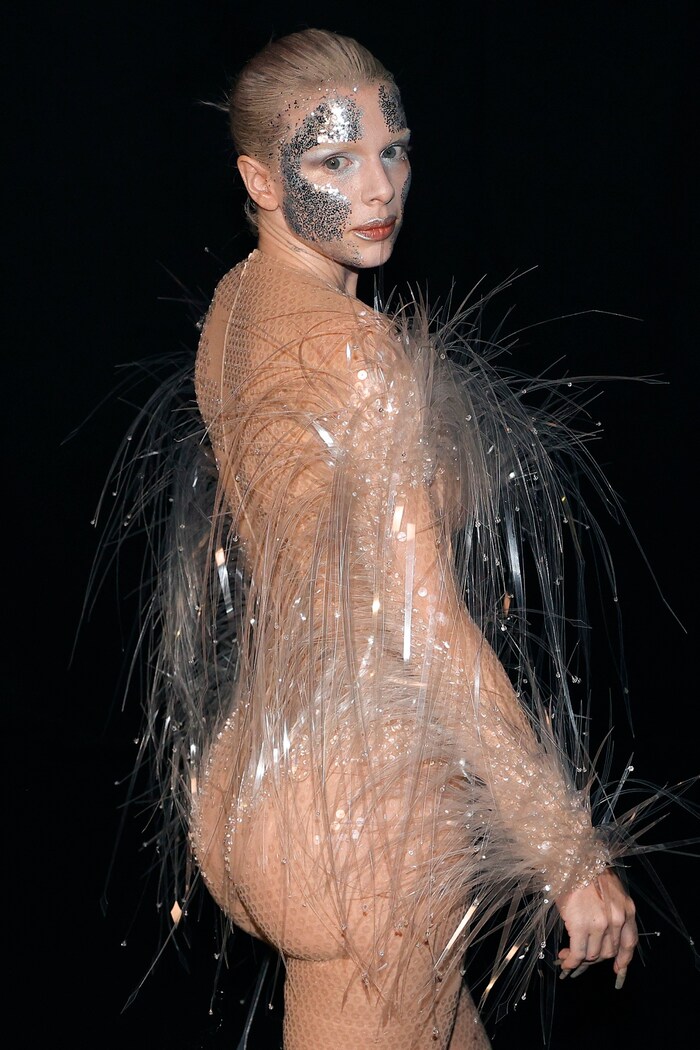 Fox left little to the imagination in her wow look.