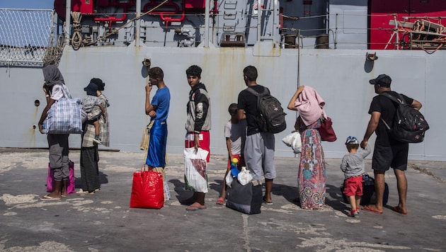 Migrants on Lampedusa (Bild: AFP)