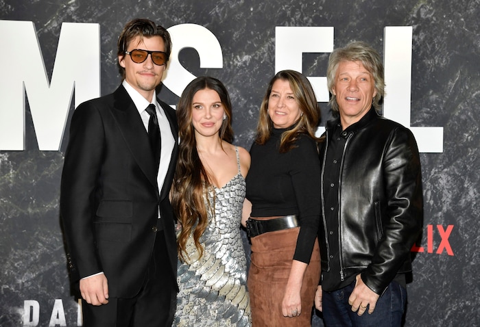 La actriz parece llevarse muy bien con sus suegros Jon Bon Jovi y Dorothea Hurley.