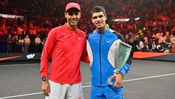 Rafael Nadal (links) traut Carlos Alcaraz eine große Karriere zu (Bild: AFP/GETTY IMAGES/David Becker)
