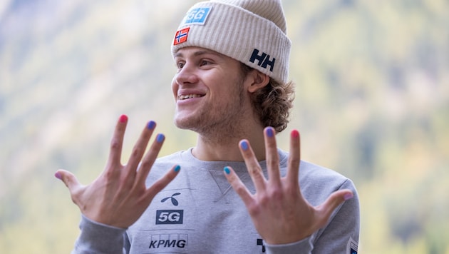 Is Lucas Braathen strapping on his skis again?