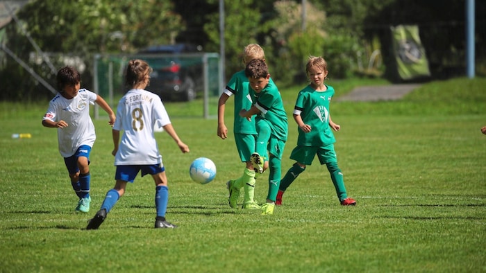 Der Spaß am Fußball wird Kinder nimmer wieder durch überehrgeizige Eltern genommen.