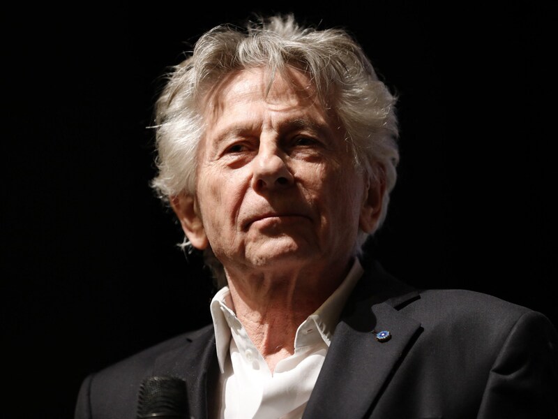 The 90-year-old star director has to answer for allegations of sexual violence in court (Bild: APA/AFP/Thomas SAMSON)