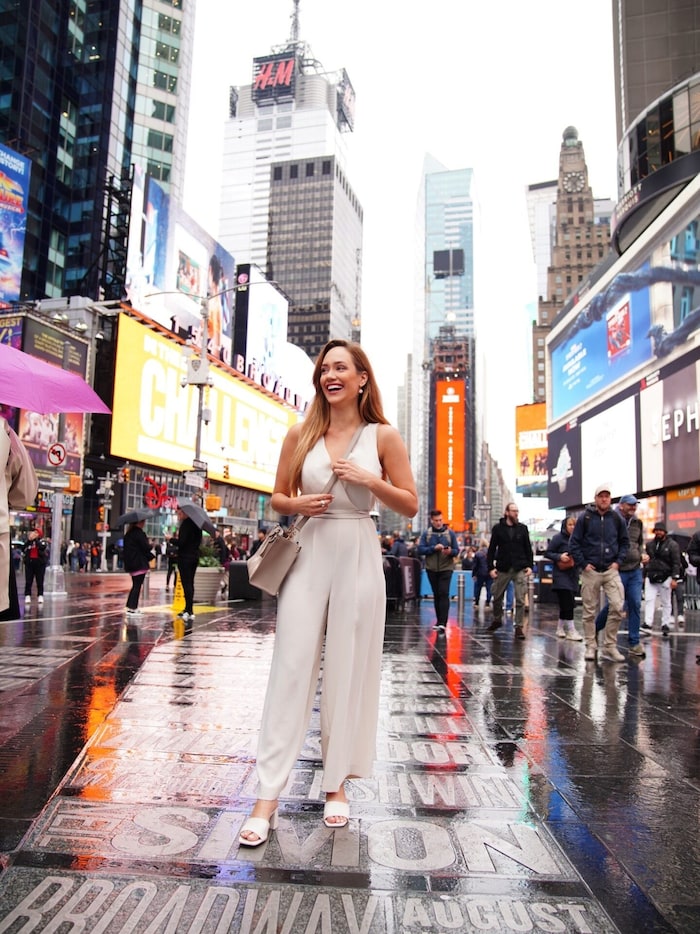 Sasa Schwarzjirg beim Shooting für iT Cosmetics in New York