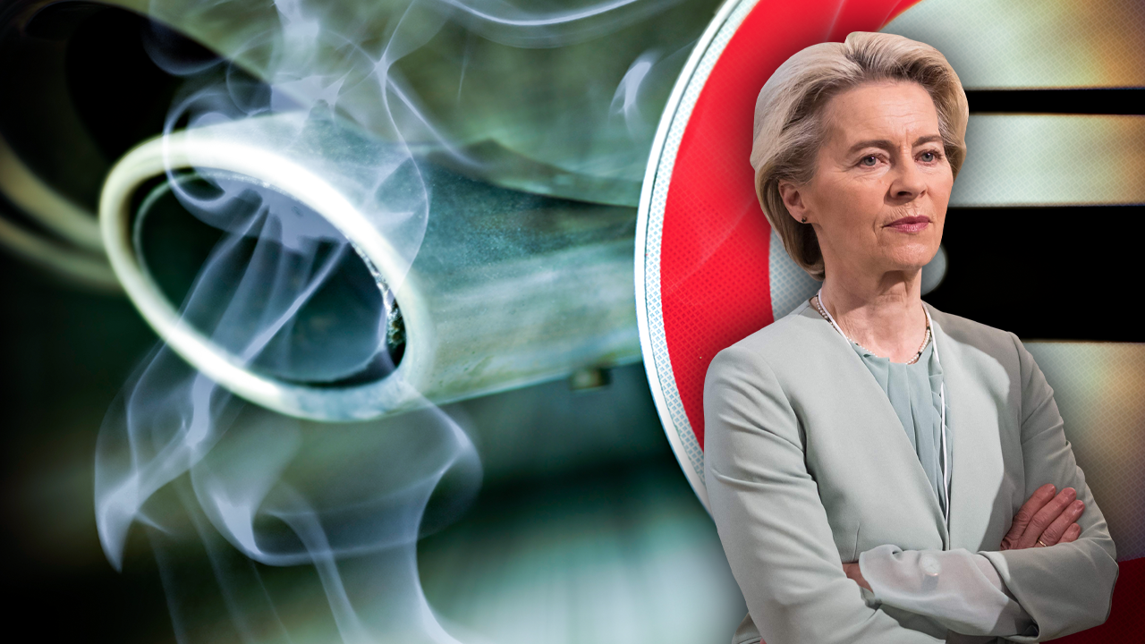 Can we continue to drive with combustion engines in 2035? Ursula von der Leyen's about-turn is being watched with interest. (Bild: APA/Picturedesk, Krone KREATIV)