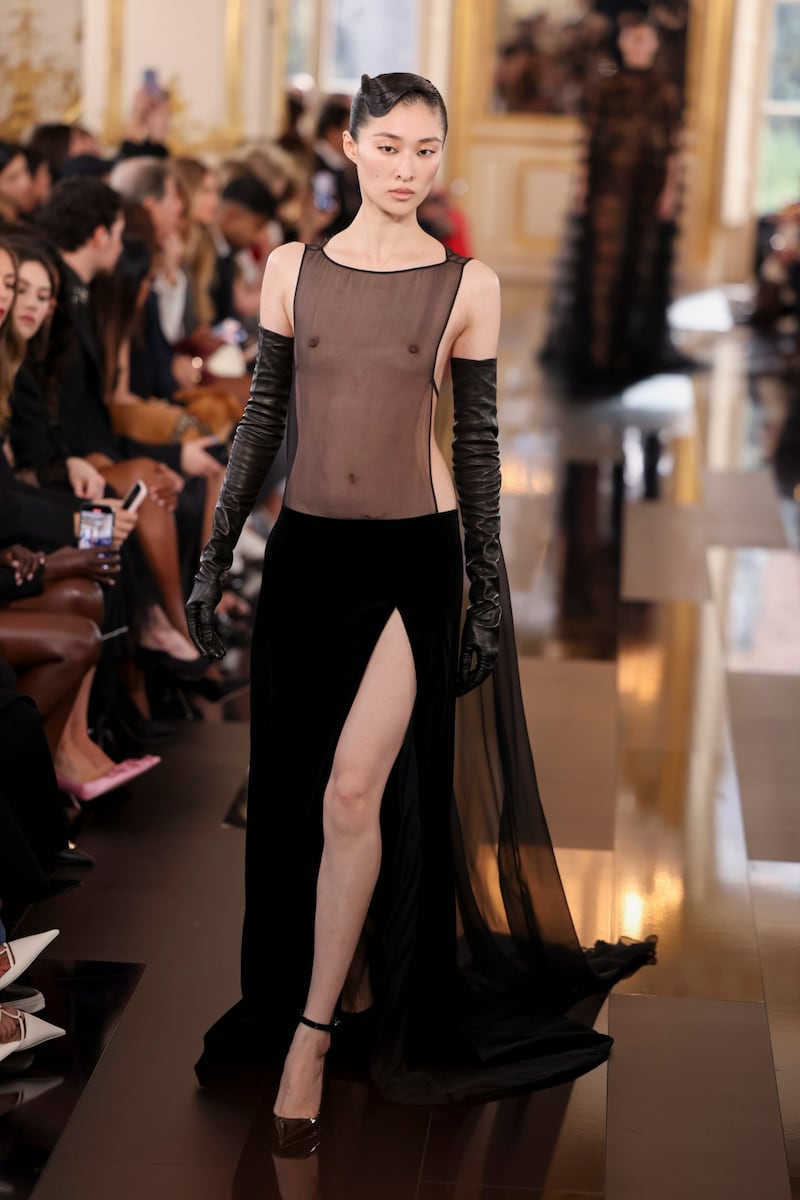 Valentino Ready-to-wear Fall-Winter 2024/2025 Collection (Bild: APA/Vianney Le Caer/Invision/AP)