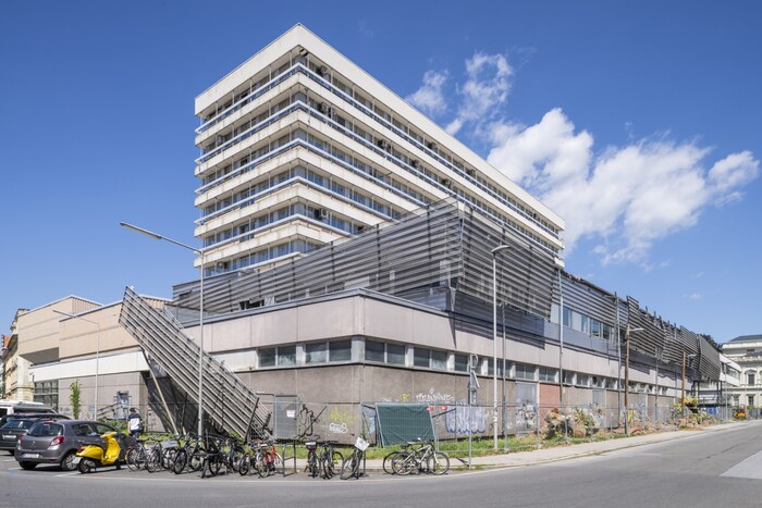 Die Vorklinik Graz vor dem Abriss.