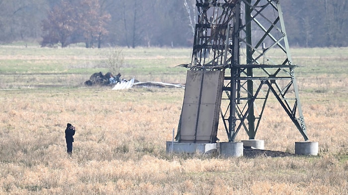 Este poste eléctrico fue incendiado.