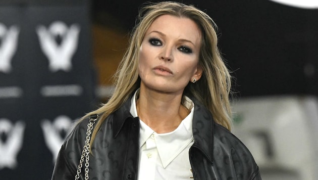 She looks like Kate Moss - but she's not. (Bild: APA/AFP/Miguel MEDINA)