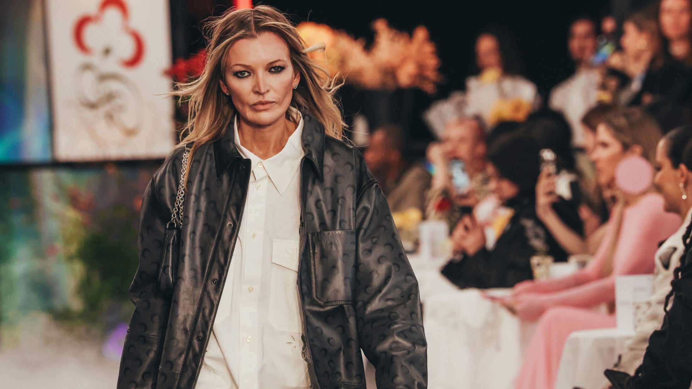 Is it her or not? Kate Moss lookalike fools guests at fashion show