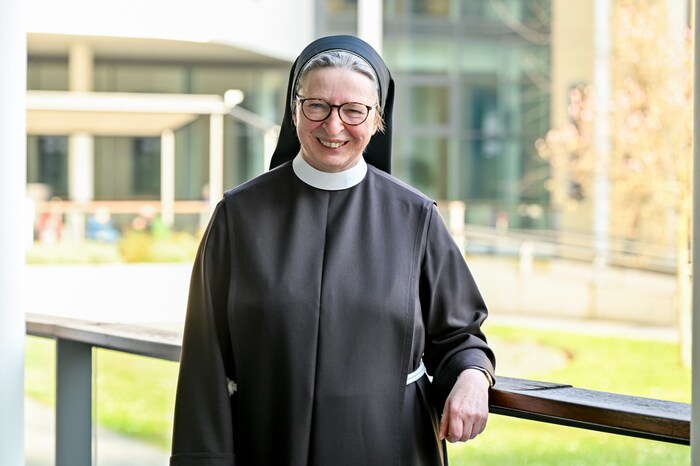 67-year-old Barbara Lehner lives and works at the Elisabethinen Hospital in Linz.