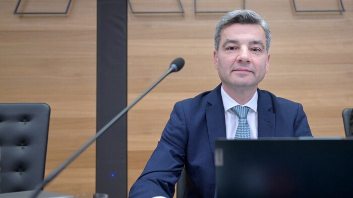 Wolfgang Peschorn, Leiter der Finanzprokuratur, war die erste Auskunftsperson im Cofag-Ausschuss ...