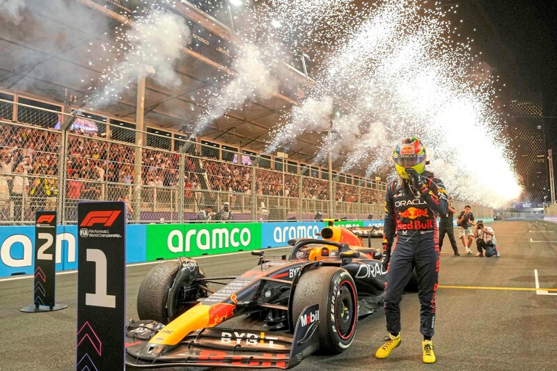 Sergio Perez bleibt ein Bulle. (Bild: AFP or licensors)