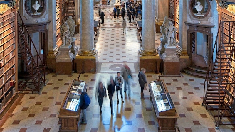 Frauen von der Antike bis zur Gegenwart–kostenlose Führungen zum Thema gibt es in der Nationalbibliothek. (Bild: Hloch)