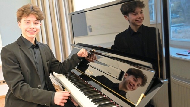 Ein Talent des BRG-Viktring/Musikzweig. Aran Pacheo Guerrero (14) aus Klagenfurt holte einen 1.Preis ab. (Bild: EVELYN HRONEK)