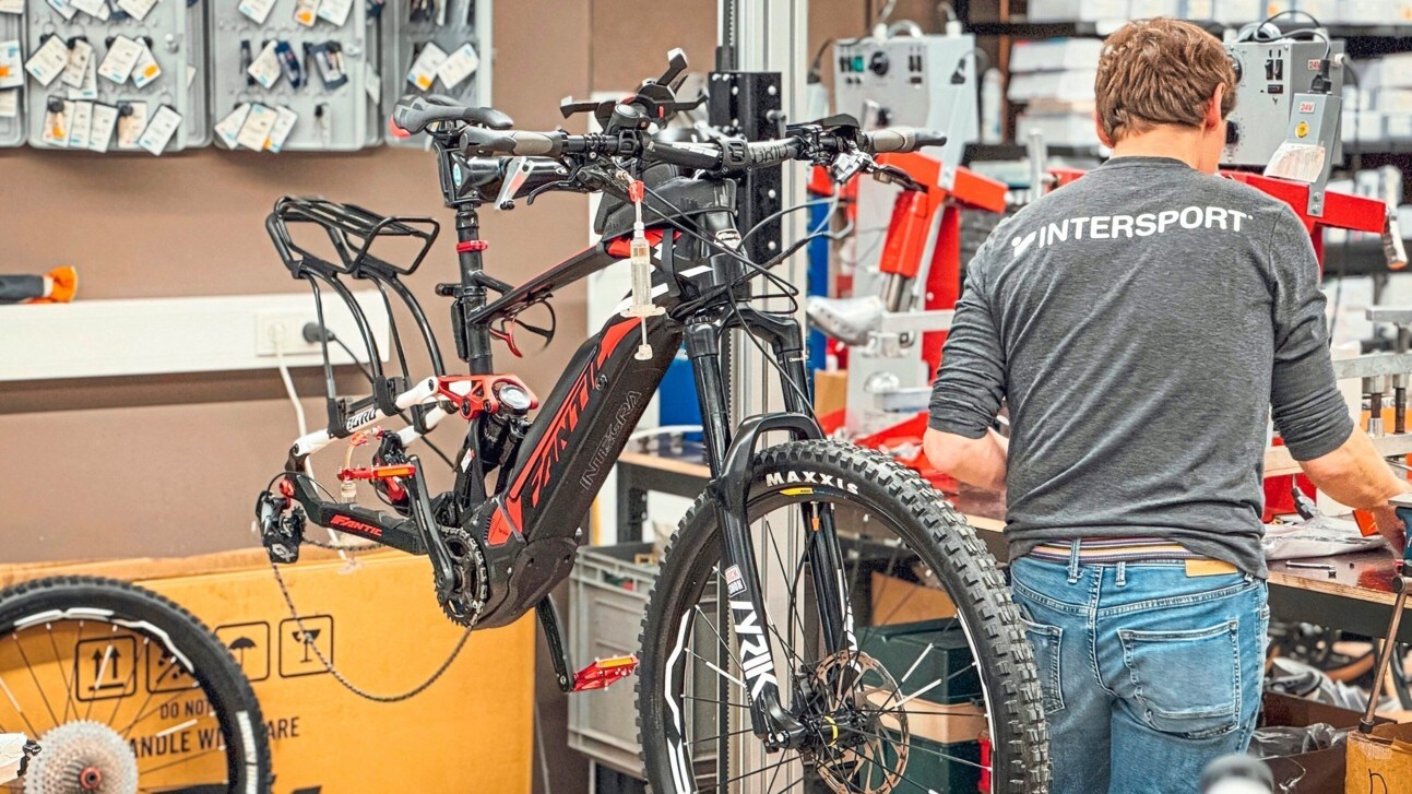 Einmal im Jahr sollte man sein Fahrrad in einer Fachwerkstätte überprüfen lassen.