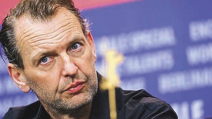 Kameramann Martin Gschlacht, Preisträger des Silbernen Bären in Berlin, fängt die Düsternis von ...