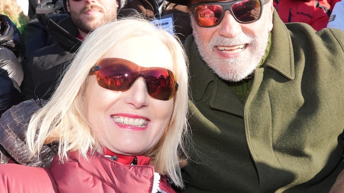 Roswitha Stadlober (hier mit Arnold Schwarzenegger) ist die Präsidentin von Ski Austria.