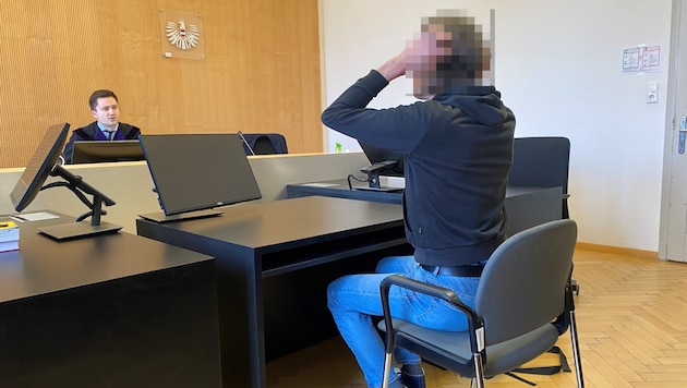 The defendant and his landlady did not exactly have a cordial relationship. They met in court for the second time on Friday. (Bild: Chantall Dorn, Krone KREATIV)