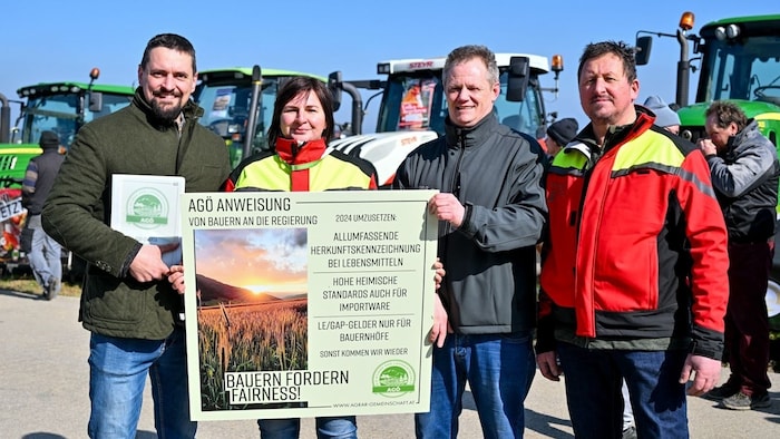Siegfried Salchenegger, Martina Mittermayr, Simon Holzmüller und Johann Konrad von der ...