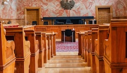 Der Schwurgerichtssaal des Salzburger Landesgerichtes (Bild: Tschepp Markus)