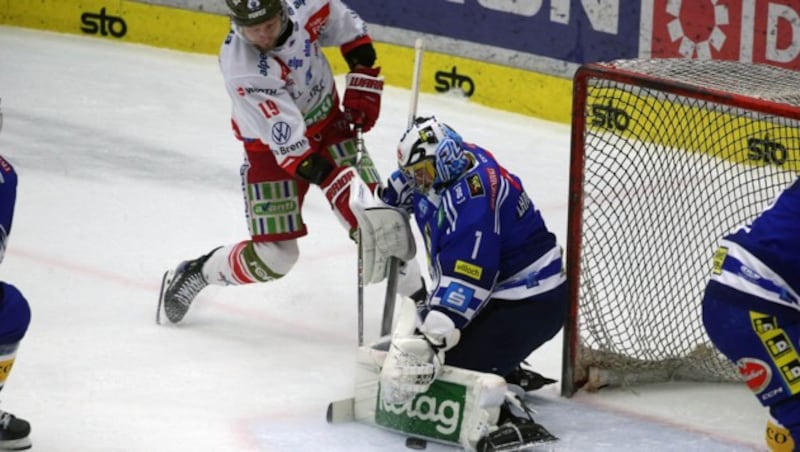 VSV-Goalie „JP“ Lamoureux spielt sein 100. Play-off-Match. (Bild: Kuess)