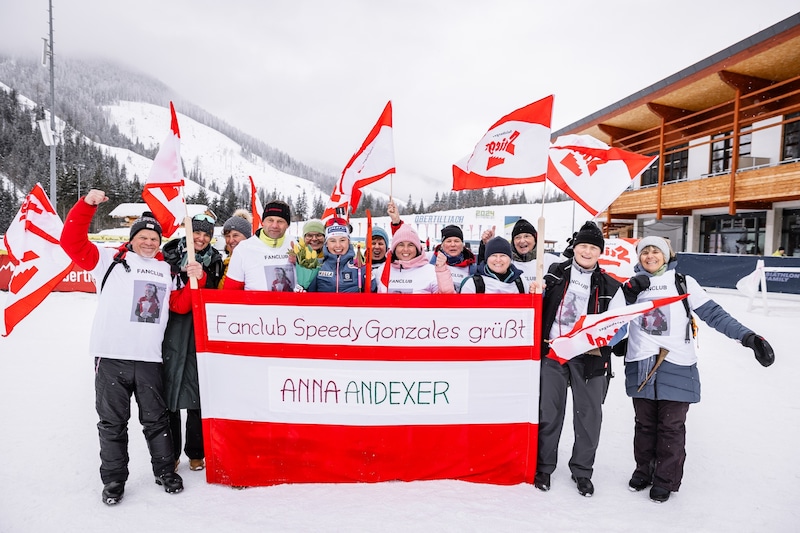 Der Preis für die lautesten Fans ging an den „Fanclub Speedy Gonzales“, der Anna Andexer und die weiteren Österreicher unterstützte. (Bild: Expa Pictures)