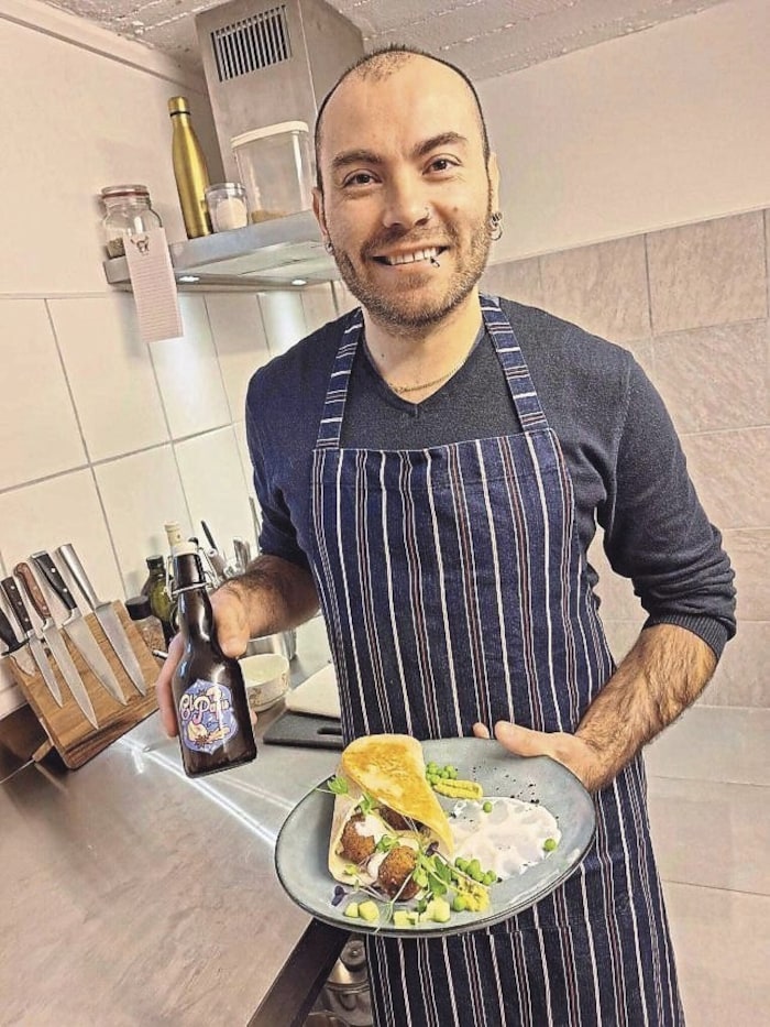 Alejandro Pulido Rodríguez ist Koch und Lieferservice zugleich. Er startete jetzt sein ...