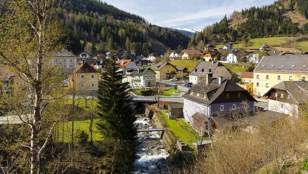 Idyllisch, aber zu wenig Arbeit und Infrastruktur: Aus dem Lungau wandern die meisten Menschen im Bundesland ab. (Bild: Uwe Grinzinger)