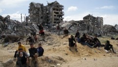 Die Stadt Gaza liegt nach israelischen Angriffen in Trümmern. (Bild: Associated Press)