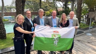 Steirische Indien-Delegation (v. li.): Christina Ulrich (ICS), Christoph Ludwig (SFG), Karl Hartleb (ICS), Herbert Ritter (WKO), Daniela Guss (ICS) und Gernot Pagger (IV). (Bild: Marcus Stoimaier)