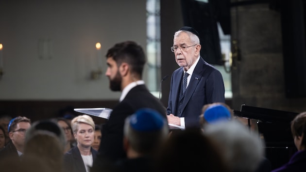 Le président fédéral Van der Bellen lors de son discours à la synagogue portugaise d'Amsterdam (Bild: Peter LECHNER)