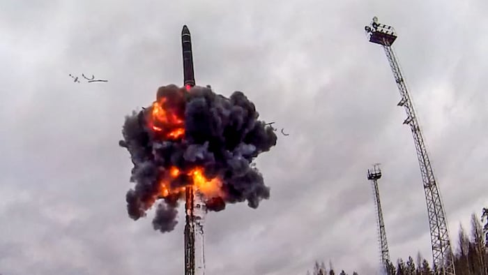 Ziel des Angriffs war Dnipro, unweit der bereits von Russland annektierten Gebiete – für diese ...