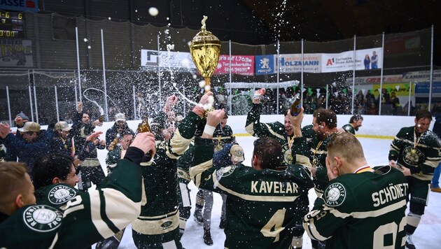 The Reifnitz Trouts celebrated their third championship title in a row (Bild: F. Pessentheiner)