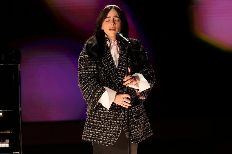 Billie Eilish sang den „Barbie“-Song „What Was I Made For“. (Bild: APA/Chris Pizzello/Invision/AP)