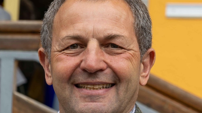 Karl Huemer retires from politics.