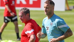 Teamchef Ralf Rangnick (li.) und Marko Arnautovic (Bild: GEPA pictures)