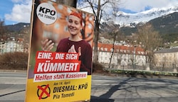 Pia Tomedi, deren Äußeres durch die roten Haare geprägt ist, führt die KPÖ bei der Innsbruck-Wahl an. (Bild: Birbaumer Christof)