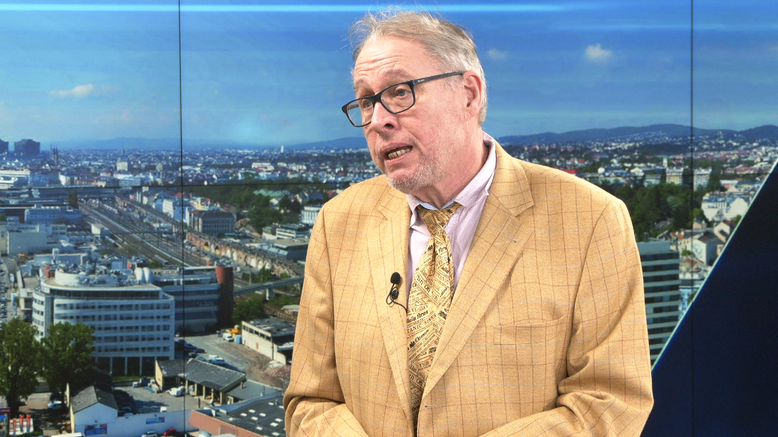 Le Britannique et journaliste de la "Krone" Mark Perry (Bild: krone.tv)