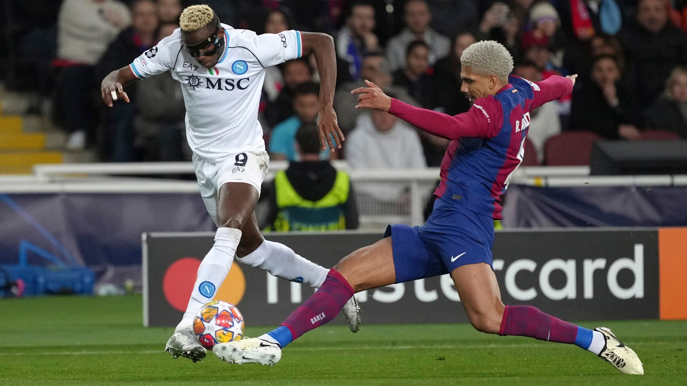 Napoli claimed a penalty (Bild: ASSOCIATED PRESS)