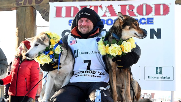 The US American Dallas Seavey won the Iditarod with his dogs for the sixth time. (Bild: AP)