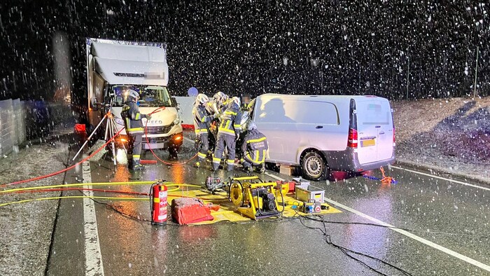 Die B179 musste aufgrund des Unfalls gesperrt werden.