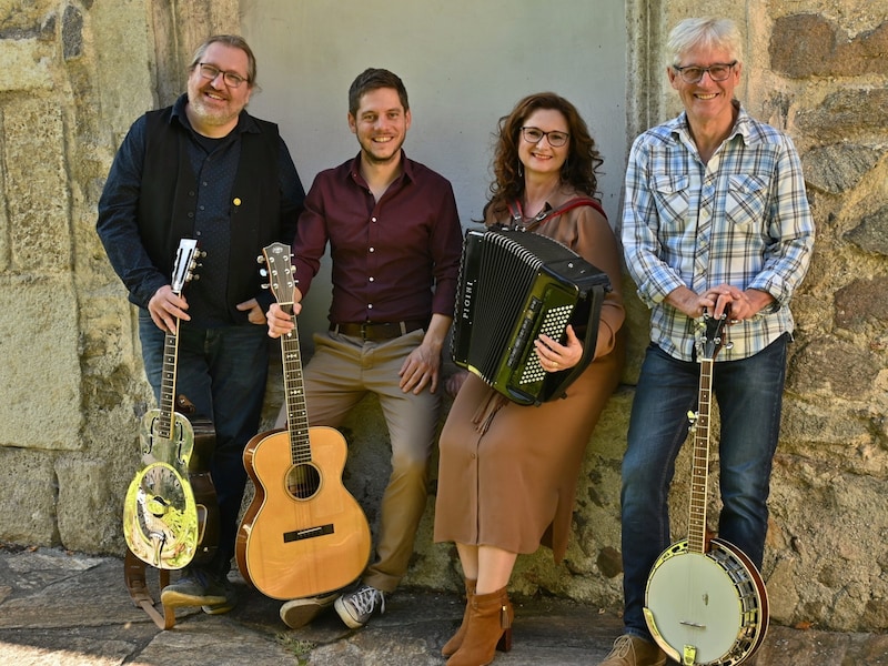 Im Hotel Lebensquell (Hotelbar) in Bad Zell gastiert die Kultgruppe Medley Folkband und begeistert mit Irish Folk Music garniert mit amerikanischem Rhythm’n’Blues und Bluegrass. Datum: Sonntag, dem 17. März, um 19 Uhr Infolink: www.badzell.at (Bild: Koll)