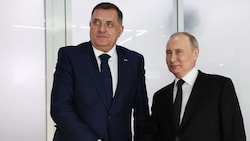 Milorad Dodik und sein Kumpel Wladimir Putin trafen sich Ende Februar in Moskau.  (Bild: SERGEI BOBYLYOV / AFP / picturedesk.com)