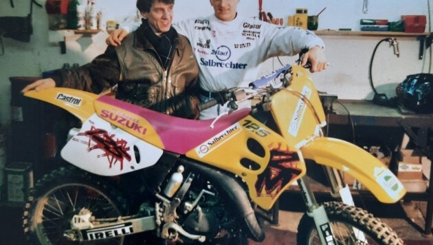 Müller (re.) mit dem mehrfachen Motocross-Weltmeister Harry Everts. (Bild: zVg)