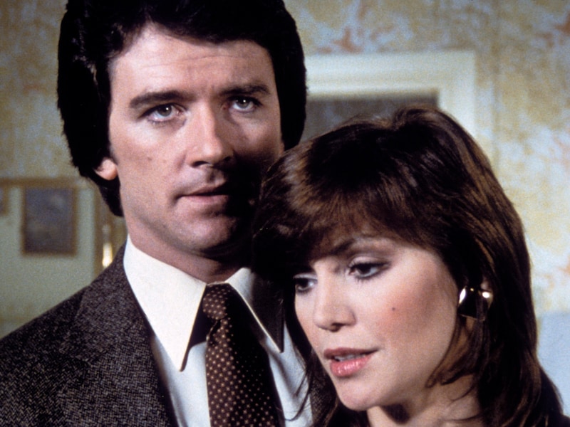 Patrick Duffy und Victoria Principal in der Kultserie „Dallas“ (Bild: mptv / picturedesk.com)